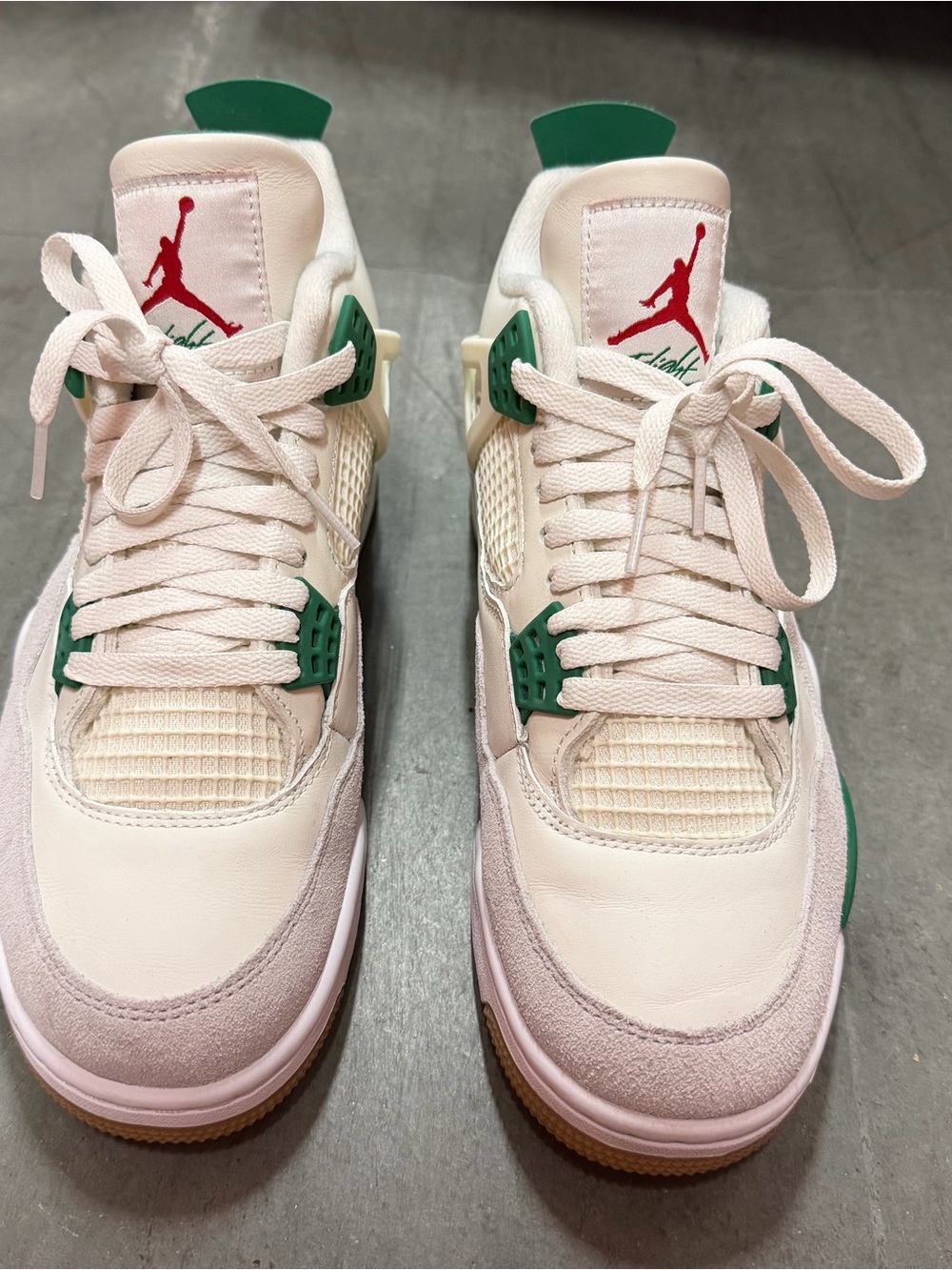 Nike SB × Air Jordan 4 Retro "Pine Green" sneakers